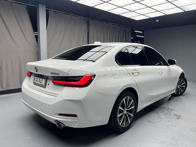 BMW寶馬 320I  第6張相片