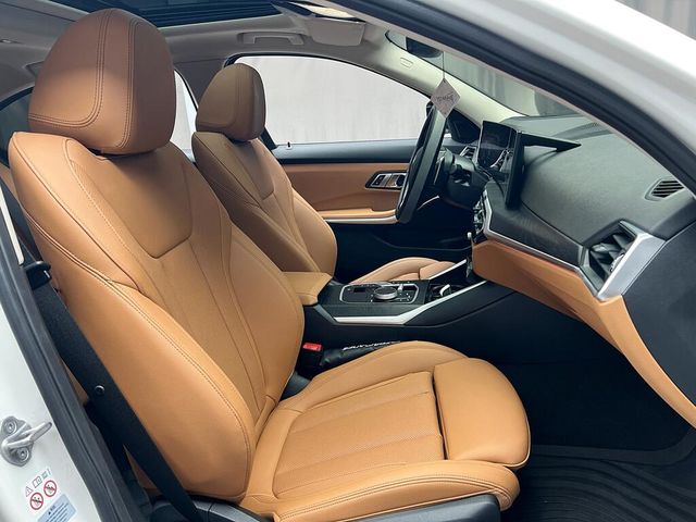 BMW寶馬 320I  第12張相片