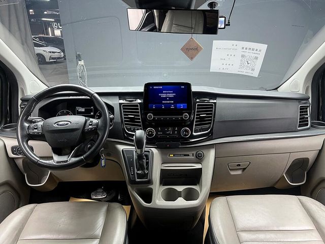 FORD福特 TOURNEO CUSTOM  第9張相片