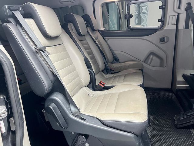 FORD福特 TOURNEO CUSTOM  第14張相片