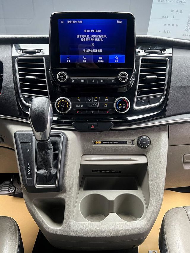 FORD福特 TOURNEO CUSTOM  第16張相片