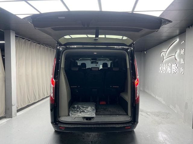 FORD福特 TOURNEO CUSTOM  第19張相片