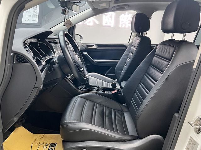 VOLKSWAGEN福斯 TOURAN  第11張相片