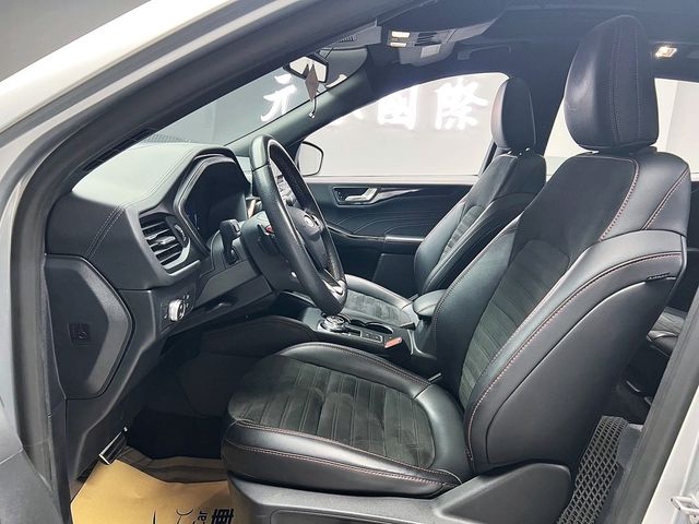 FORD福特 KUGA  第11張相片