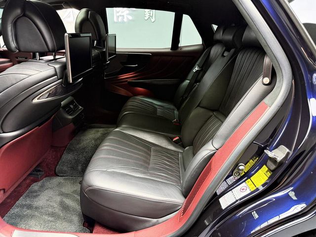 LEXUS凌志 LS500H  第13張相片