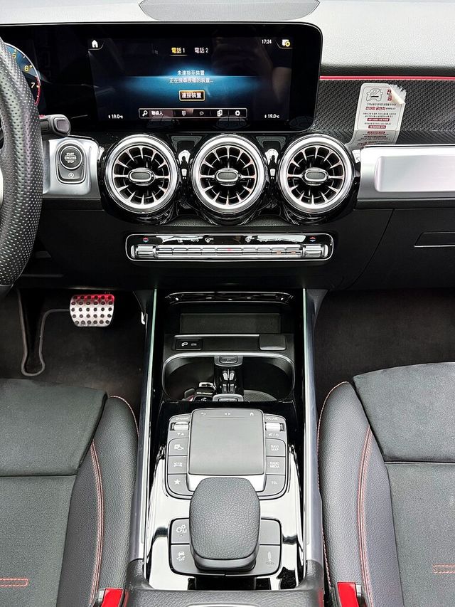 M-BENZ賓士 GLB35 AMG  第16張相片