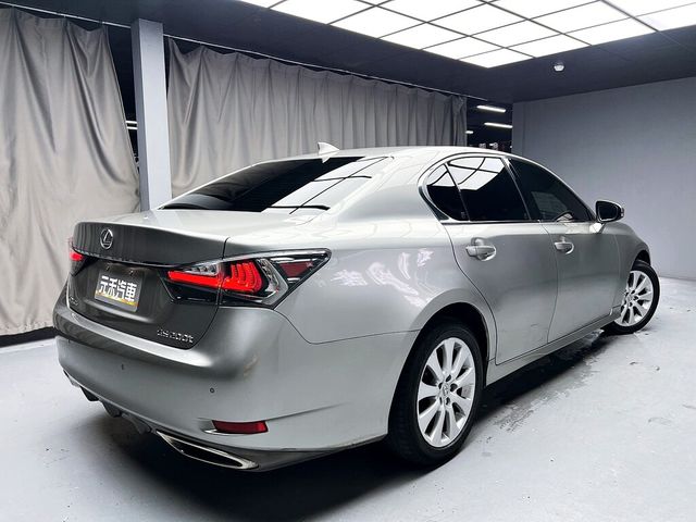 LEXUS凌志 GS200T  第6張相片