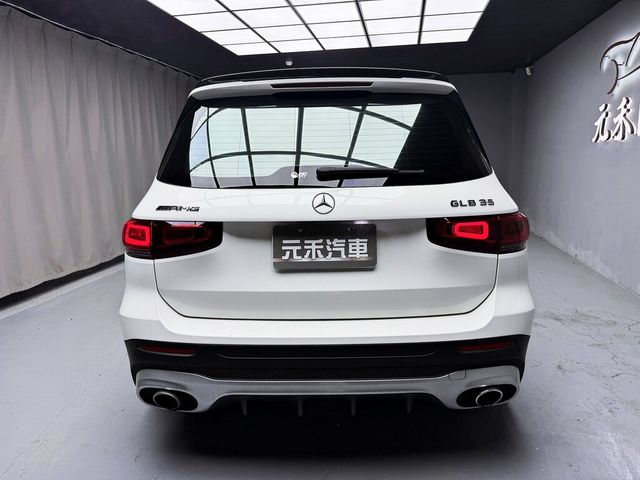M-BENZ賓士 GLB35 AMG  第5張相片