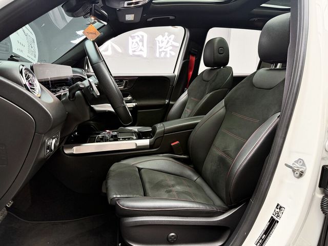 M-BENZ賓士 GLB35 AMG  第11張相片