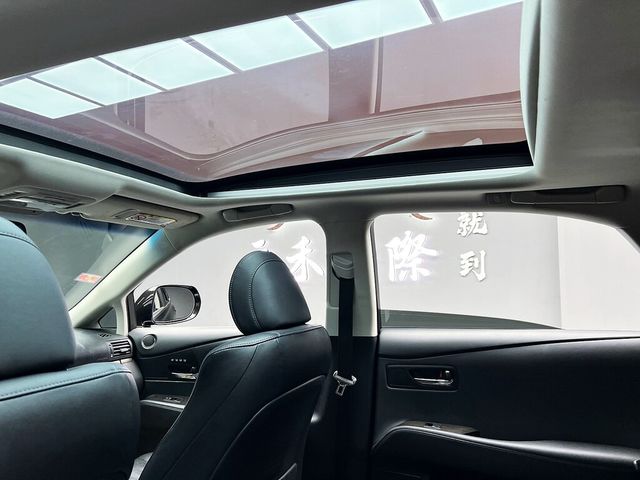 LEXUS凌志 RX450H  第9張相片
