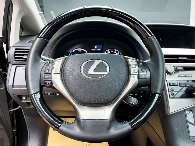 LEXUS凌志 RX450H  第15張相片