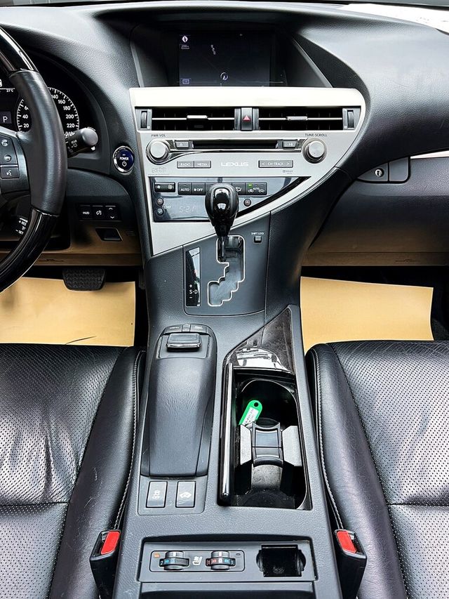 LEXUS凌志 RX450H  第16張相片