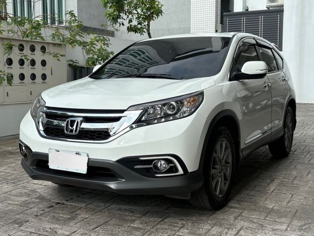 原鈑件 YES認證 一手車 車庫車 內外漂亮 2.4 VTI-S 新車97.9萬  第3張相片