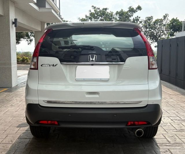 原鈑件 YES認證 一手車 車庫車 內外漂亮 2.4 VTI-S 新車97.9萬  第4張相片