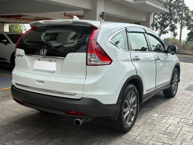 原鈑件 YES認證 一手車 車庫車 內外漂亮 2.4 VTI-S 新車97.9萬  第5張相片