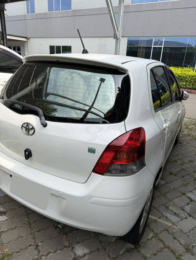 TOYOTA豐田 YARIS  第2張相片