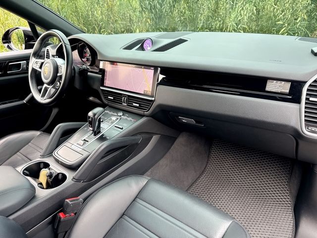PORSCHE保時捷 CAYENNE  第14張相片