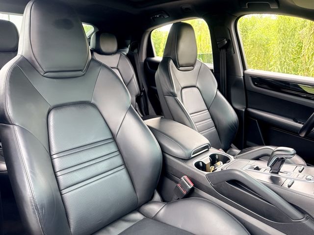 PORSCHE保時捷 CAYENNE  第15張相片