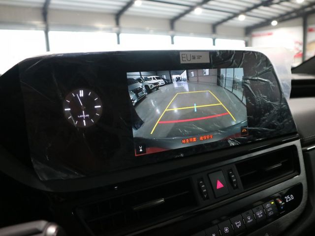 里程履約保證僅跑2萬 豪華版原廠保固 LED日行燈/頭燈/尾燈 CARPLAY ACC 盲點 車道偏離 雙電動/加熱椅  第13張相片