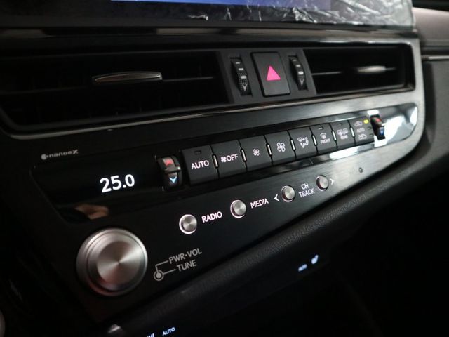 里程履約保證僅跑2萬 豪華版原廠保固 LED日行燈/頭燈/尾燈 CARPLAY ACC 盲點 車道偏離 雙電動/加熱椅  第16張相片