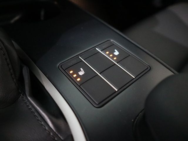 里程履約保證僅跑2萬 菁英版原廠保固 CARPLAY 倒車顯影 盲點 倒車顯影 ACC 行車紀錄器 雙電動/加熱座椅  第17張相片
