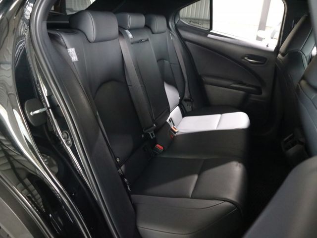 里程履約保證僅跑2萬 菁英版原廠保固 CARPLAY 倒車顯影 盲點 倒車顯影 ACC 行車紀錄器 雙電動/加熱座椅  第18張相片