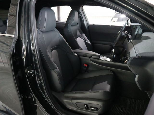 里程履約保證僅跑2萬 菁英版原廠保固 CARPLAY 倒車顯影 盲點 倒車顯影 ACC 行車紀錄器 雙電動/加熱座椅  第19張相片