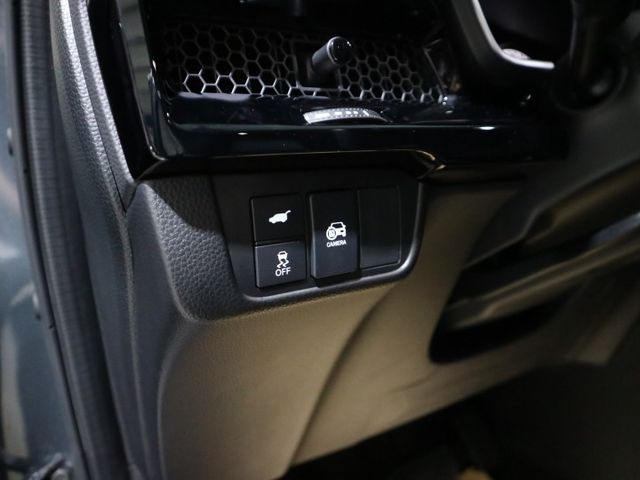 里程履約保證僅跑2萬 S版原廠保固 盲點 CARPLAY 雙電動座椅 電動尾門 無線充電 環景 換檔撥片 ACC 雙恆溫  第8張相片