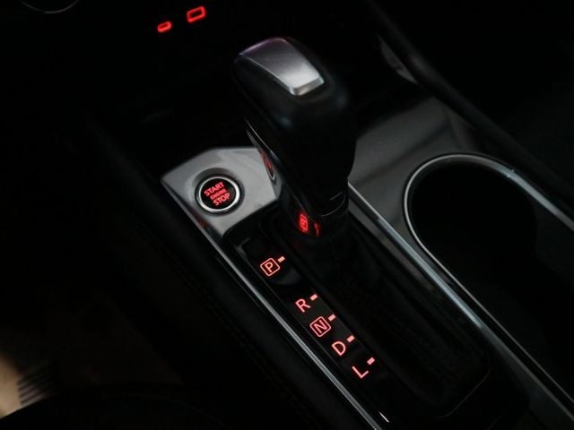 里程履約保證僅跑3萬 原廠保養 CARPLAY 導航 環景 盲點 ACC 車道偏離 電動座椅/天窗 後出風口 LED頭燈  第16張相片