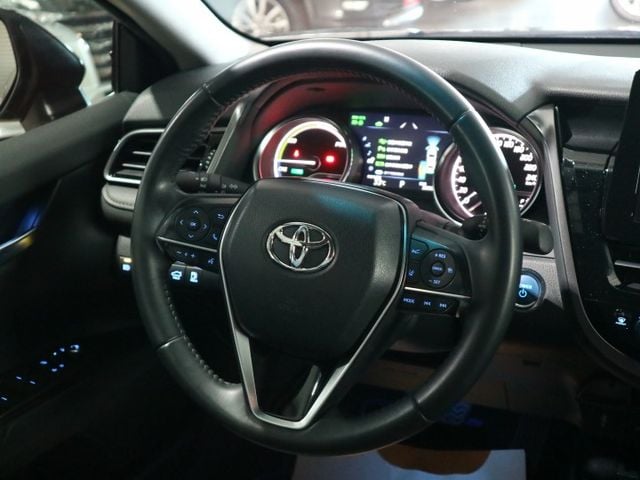 里程履約保證僅跑2萬 尊爵版 電動座椅 抬頭顯示器 CARPLAY 盲點 LED日行燈/頭燈/尾燈 行車紀錄器 倒車顯影  第10張相片