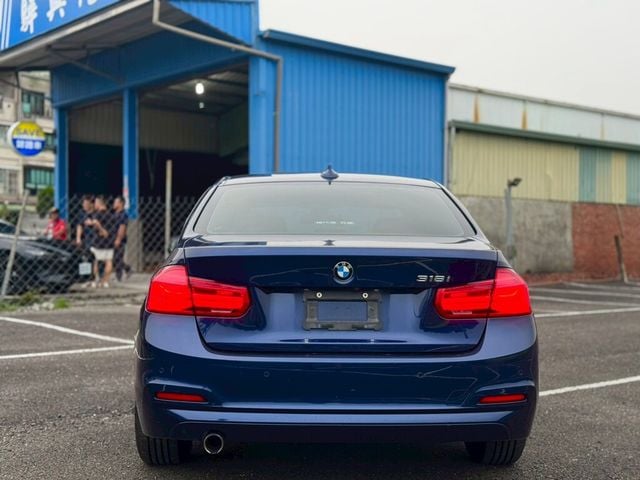BMW寶馬 318I LUXURY  第5張相片
