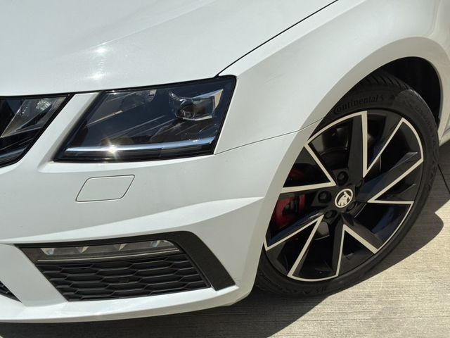 Skoda Octavia  第7張相片