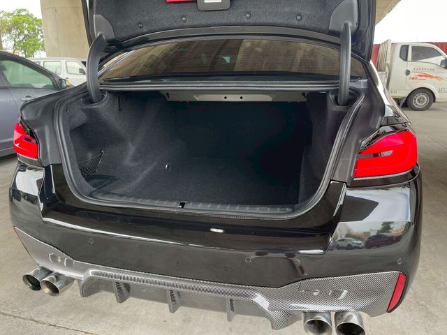 BMW寶馬 520D  第6張相片