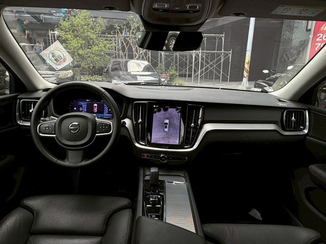 VOLVO富豪 V60  第5張相片