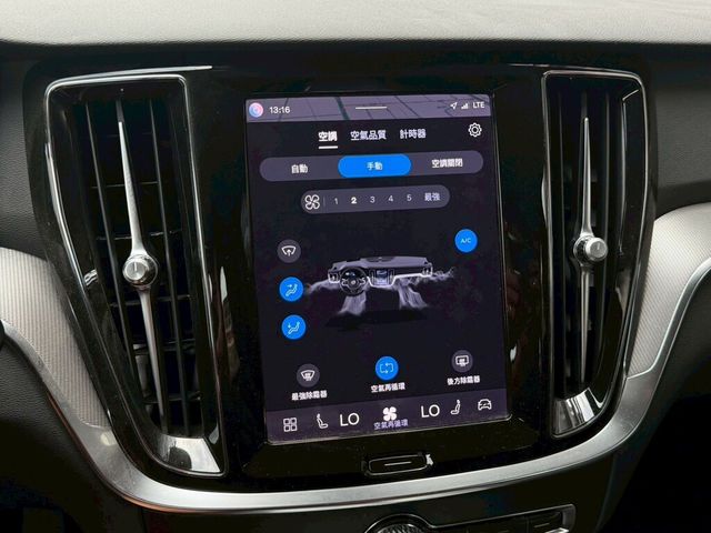 VOLVO富豪 V60  第12張相片