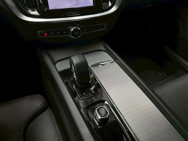 VOLVO富豪 V60  第13張相片