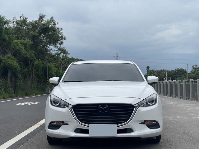 MAZDA馬自達 MAZDA 3  第3張相片