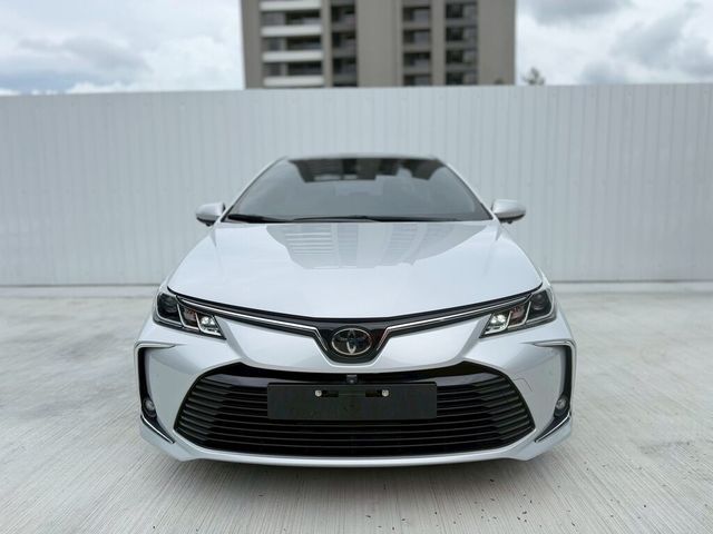 TOYOTA豐田 ALTIS  第3張相片