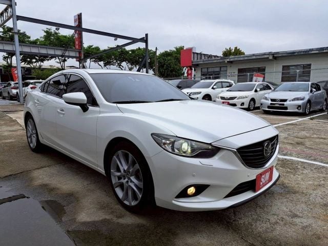『實車實圖 實車實價』IK 雙電椅 天窗 GPS TV 頂級版配備齊全 一手車氣氛佳 品質保證 寶佳汽車歡迎您來電  第3張相片