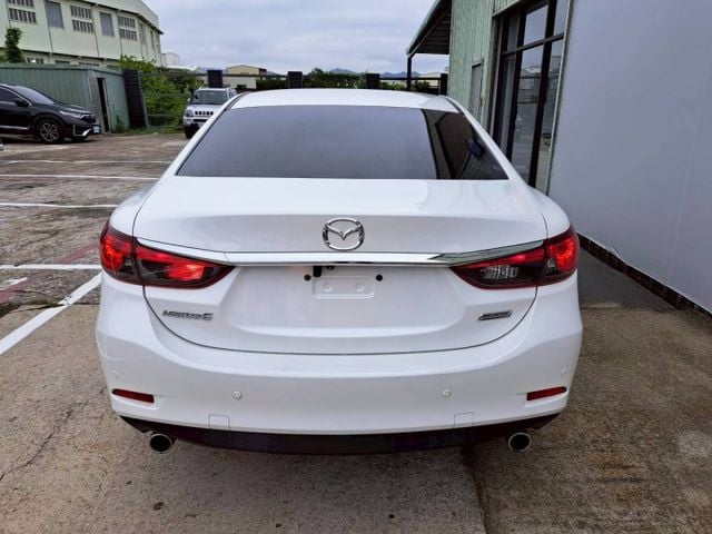 『實車實圖 實車實價』IK 雙電椅 天窗 GPS TV 頂級版配備齊全 一手車氣氛佳 品質保證 寶佳汽車歡迎您來電  第17張相片