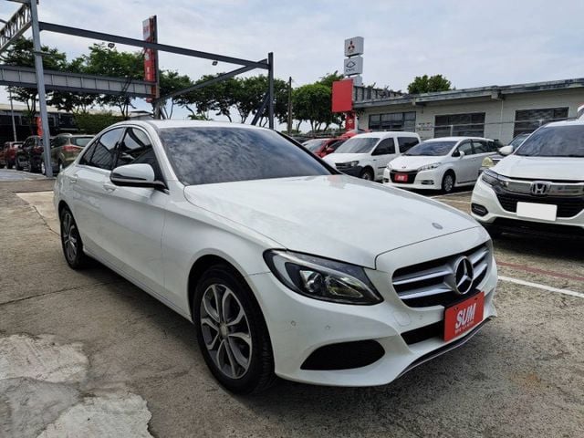 『實車實圖 實車實價』IK GPS F1快撥 雙電椅 AVA級版配備齊全 一手車氣氛佳 品質保證 寶佳汽車歡迎您來電  第3張相片