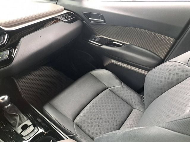 『實車實圖 實車實價』IK ACC LWDS TCS TPMS豪華版配備齊全 一手車氣氛佳 品質保證 寶佳汽車歡迎您來電  第9張相片