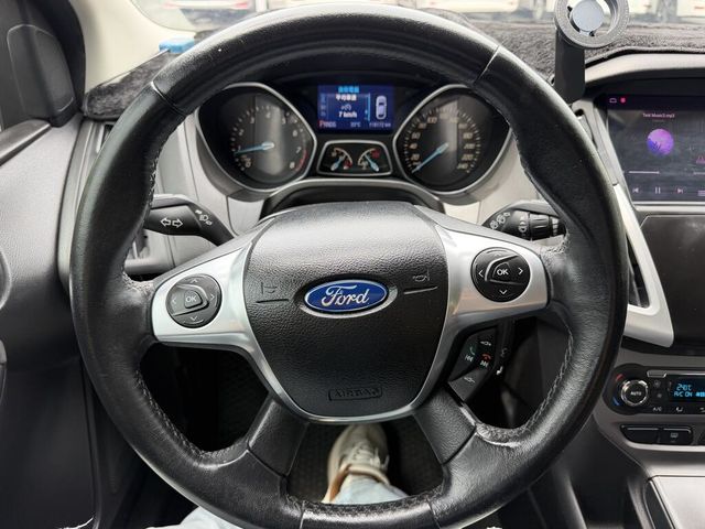 FORD福特 FOCUS  第10張相片