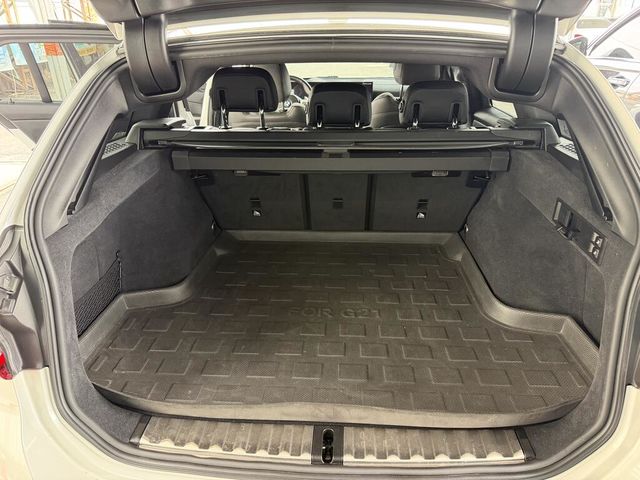 BMW寶馬 320I TOURING  第17張相片