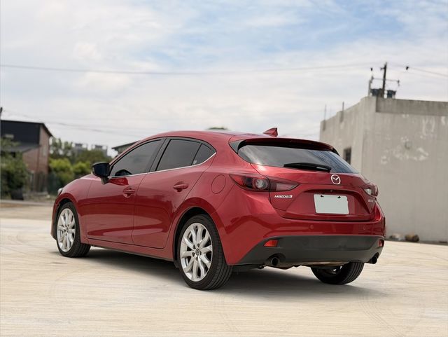 MAZDA馬自達 MAZDA 3  第2張相片