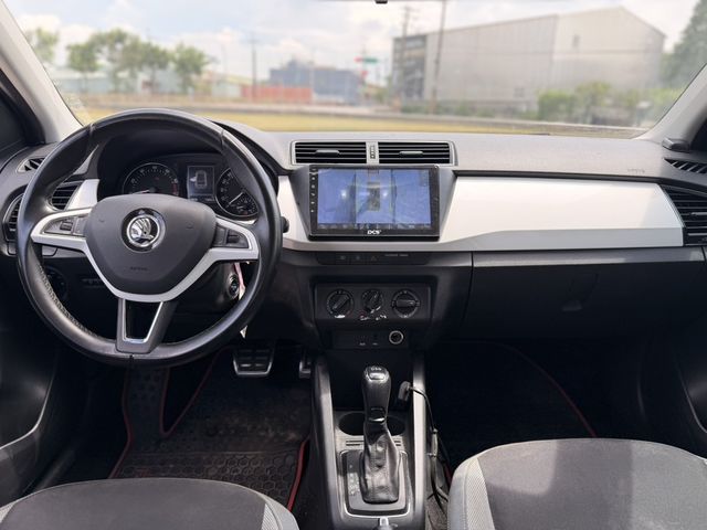 SKODA司科達 FABIA  第8張相片