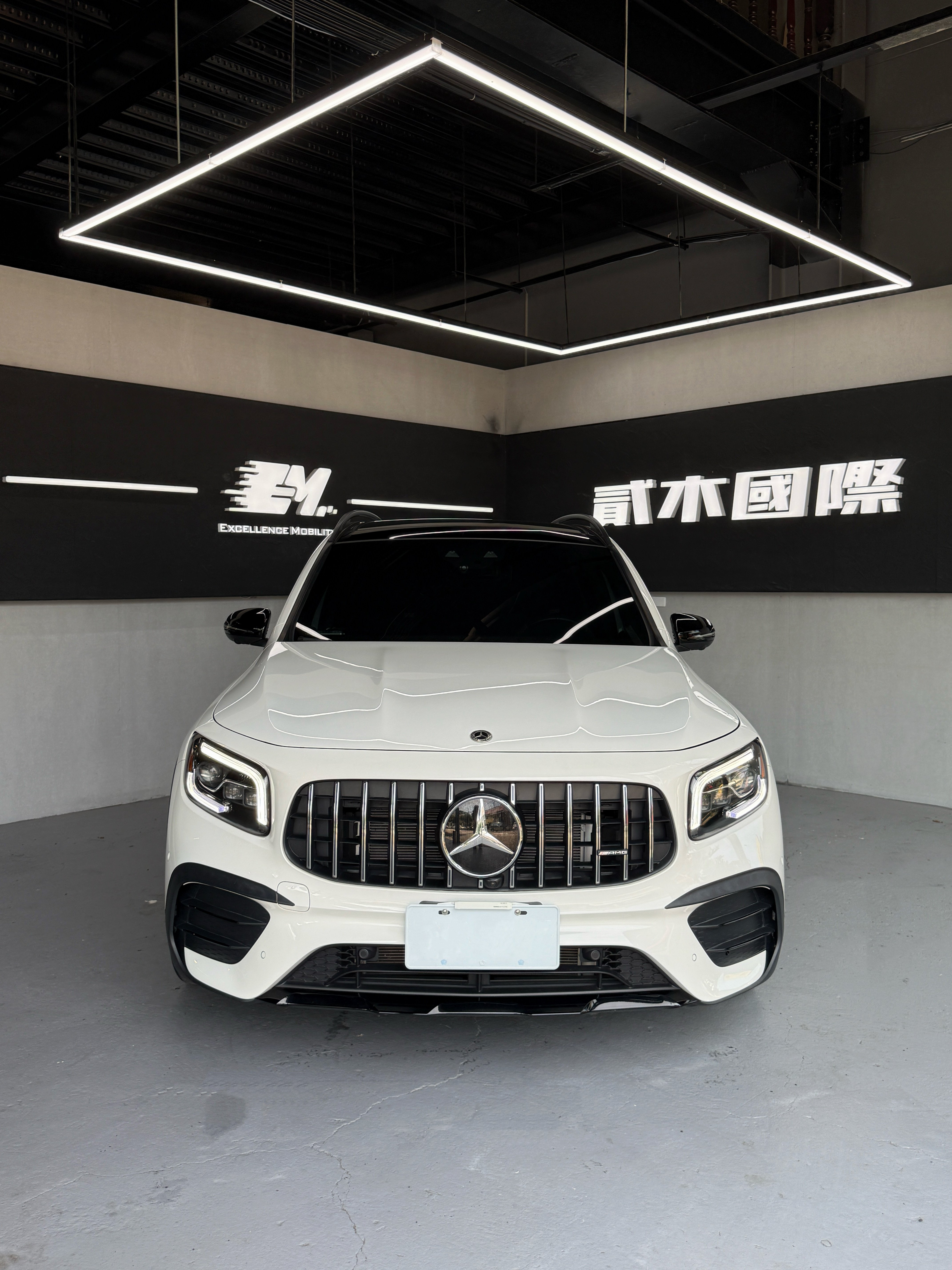 2021 Benz GLB35 4MATIC  第1張相片