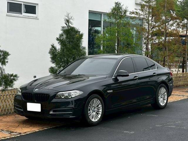 2015 BMW 520i 有興趣歡迎來聊聊 來電詢問更優惠  第1張相片