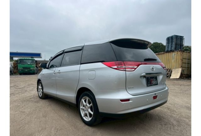 2007年Previa 2.4 七人座  第4張相片
