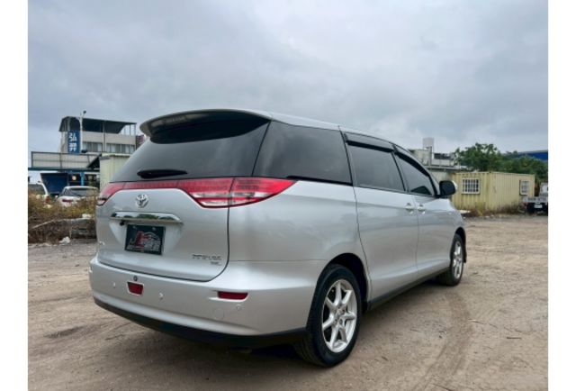 2007年Previa 2.4 七人座  第5張相片